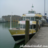 Barco turístico ST. Gallen amarrado en Lindau, lago de Constanza