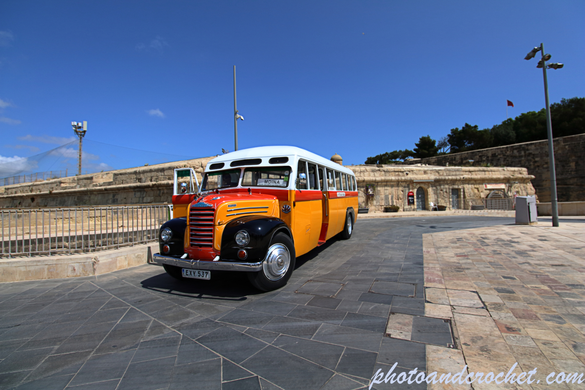 Fordson Thames bus - Image