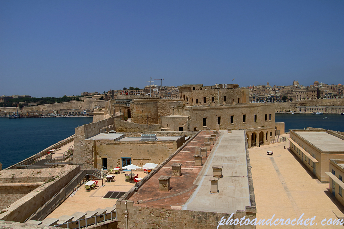 Fort Saint Angelo - Across the Fort - Image