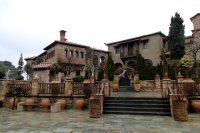 Patio interior del Santo Monasterio de Varlaam
