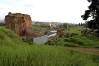 ซากโบราณยุคโรมันข้างโรงละครโบราณแห่งอาร์กอส